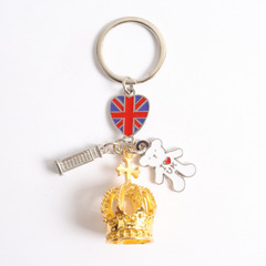 英国旅行記念キーホルダー、金属製クリエイティブアクセサリー、小売用英国王冠ペンダント、クリエイティブデザイン