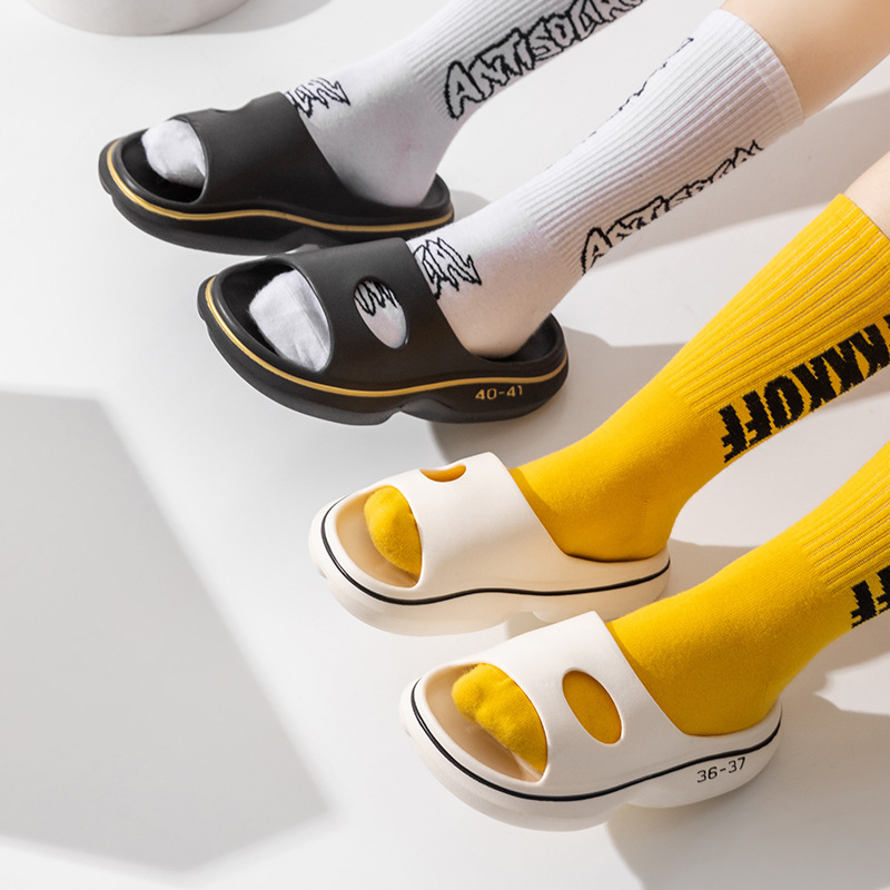 Men's Slipper Slippers for Summer Outdoor Wear Thick-soled Runway Shoes Non-slip Wear-resistant Home Use Advanced Slippers for Men