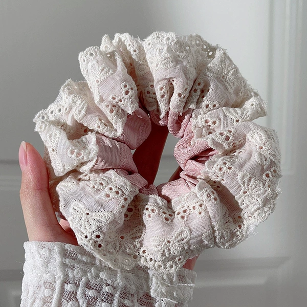 Double -layer lace edge pink