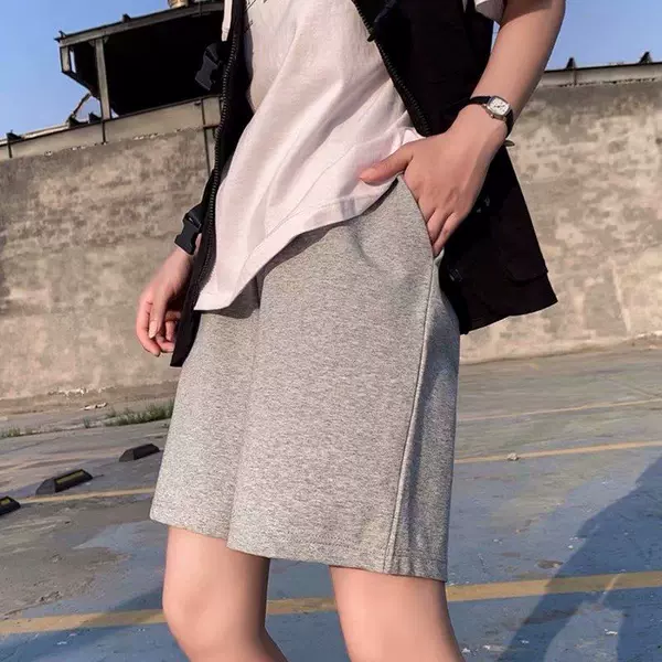 Short straight gray