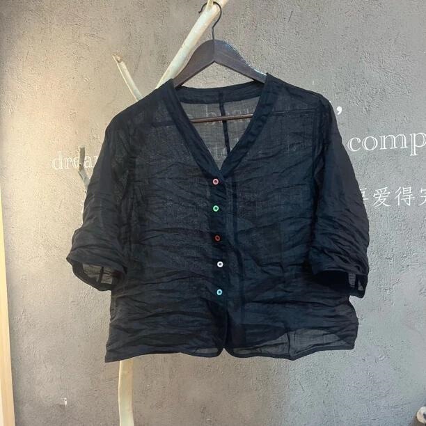 Short-Length Colorful Buttoned V-Neck Pure Ramie Cardigan for Petite Figures, Artistic, Fashionable, Versatile, Solid Color Top
