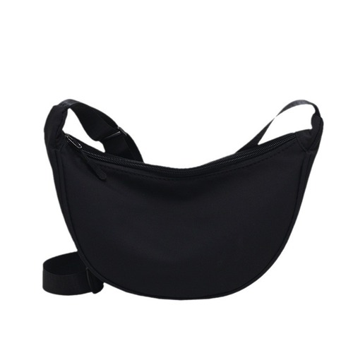 斜挎包女生夏季小包包日系休闲单肩包简约潮牌肩包学生尼龙饺子包