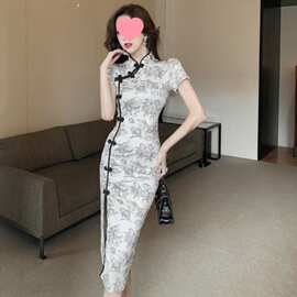 感少女盘扣改良版旗袍民国风复古年轻款印花开叉包臂连衣裙夏立领