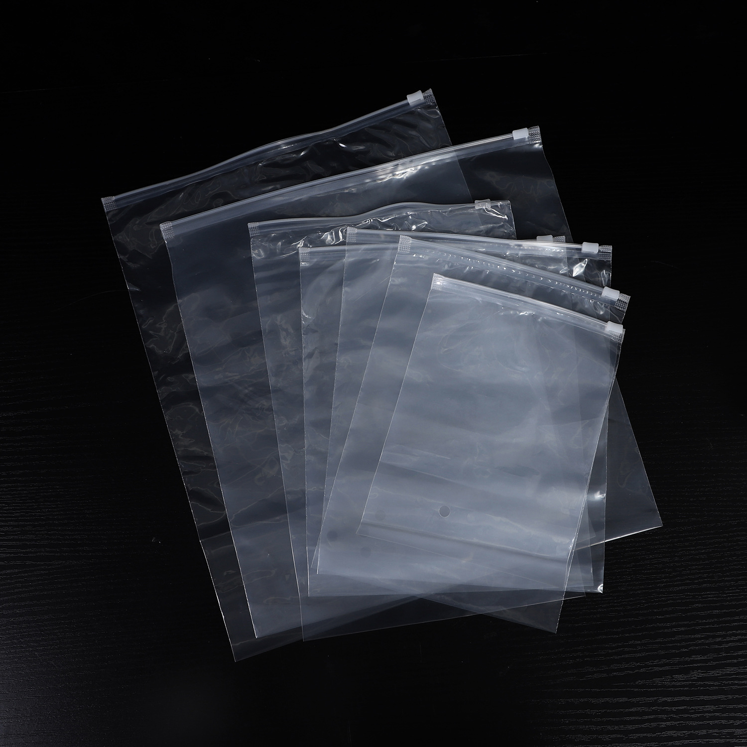 Manufacturer wholesale thickened transparent frosted PE zipper bag clothing underwear socks storage ziplock bag packaging bag customization