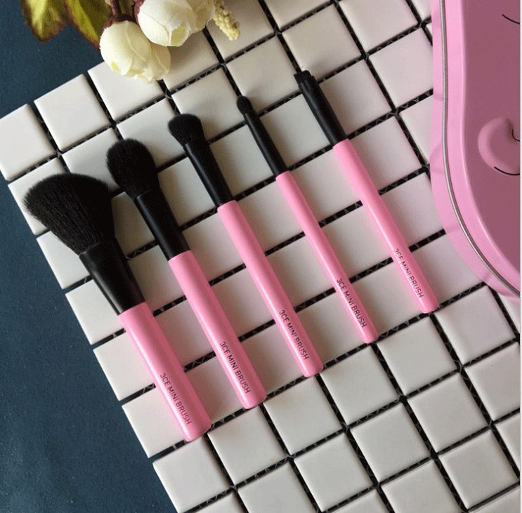 4193746675_958667682