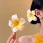 侧边拍照海边鸡蛋花发夹