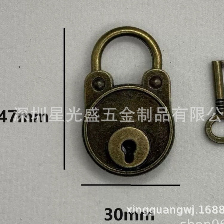 Factory Direct Sale of Large Bear-Shaped Zinc Alloy Antique Bronze Padlocks, Manufacturer of Small Bear-Style Antique Wooden Box Accessories, Label Included, Self-Pickup