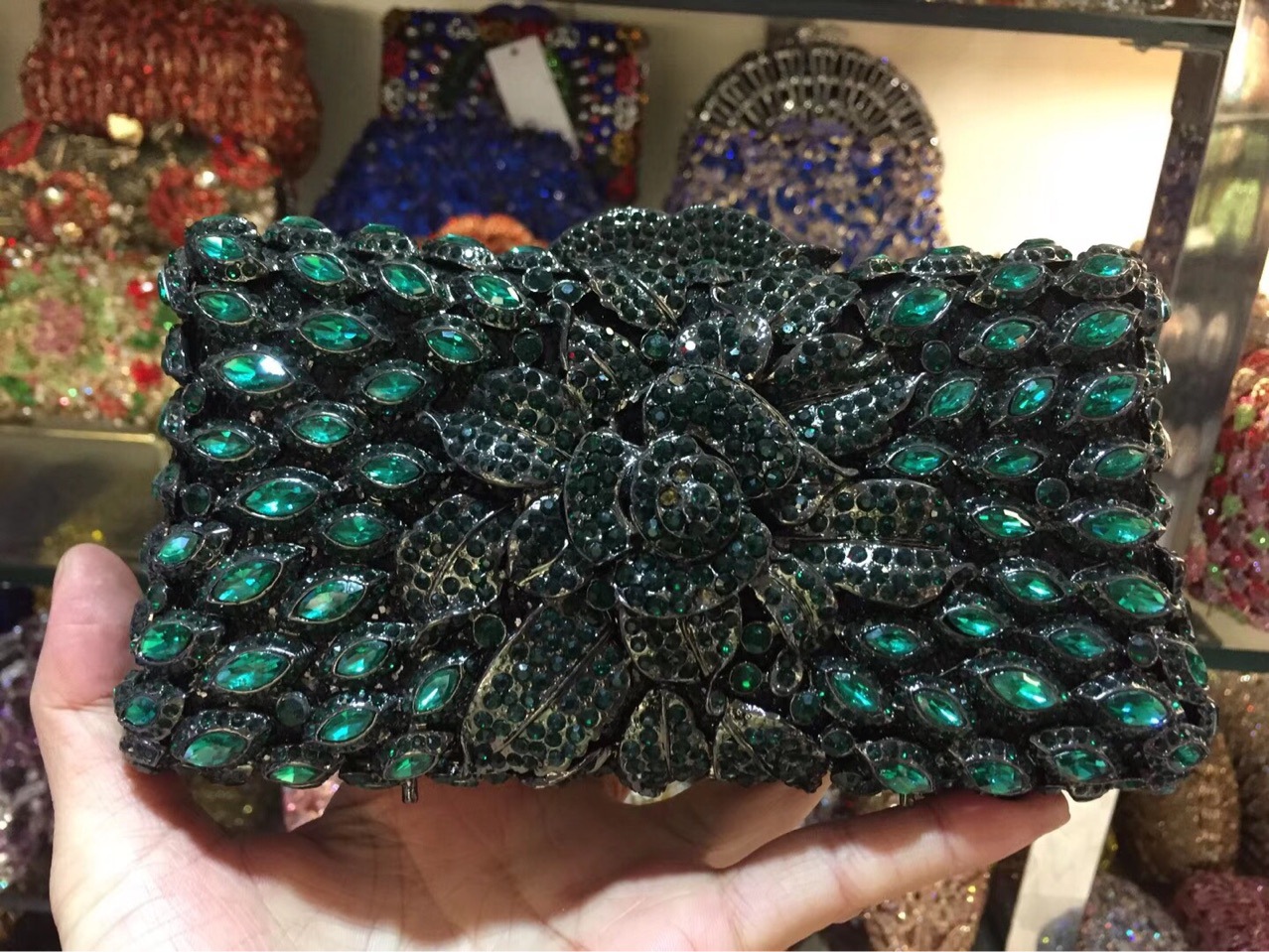 Túi clutch nữ đính kim cương dạ tiệc phong cách Âu Mỹ — kim cương vàng trên nền vàng, Màu bạc, Màu xanh lá, Màu đen chi tiết 10