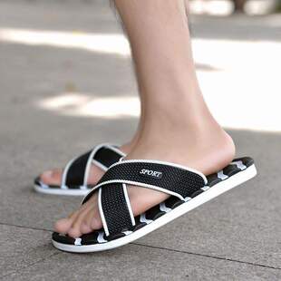 һ�������ļ��⴩ɳ�����Ϻ�׷���Խ�������Ь��H�\����ĥ�W��