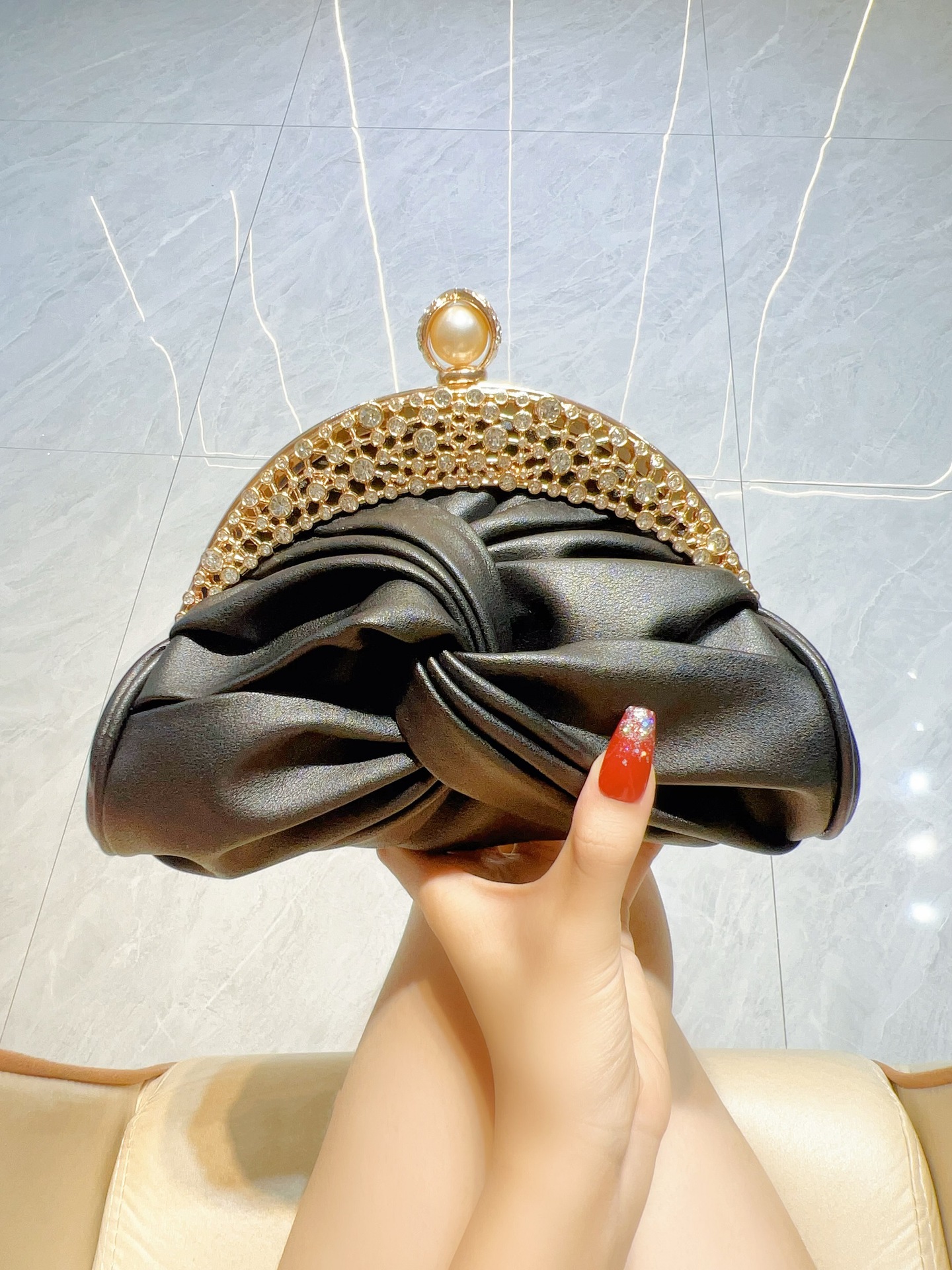 White Black Gold PU Geometric Pillow Shape Evening Bags display picture 2