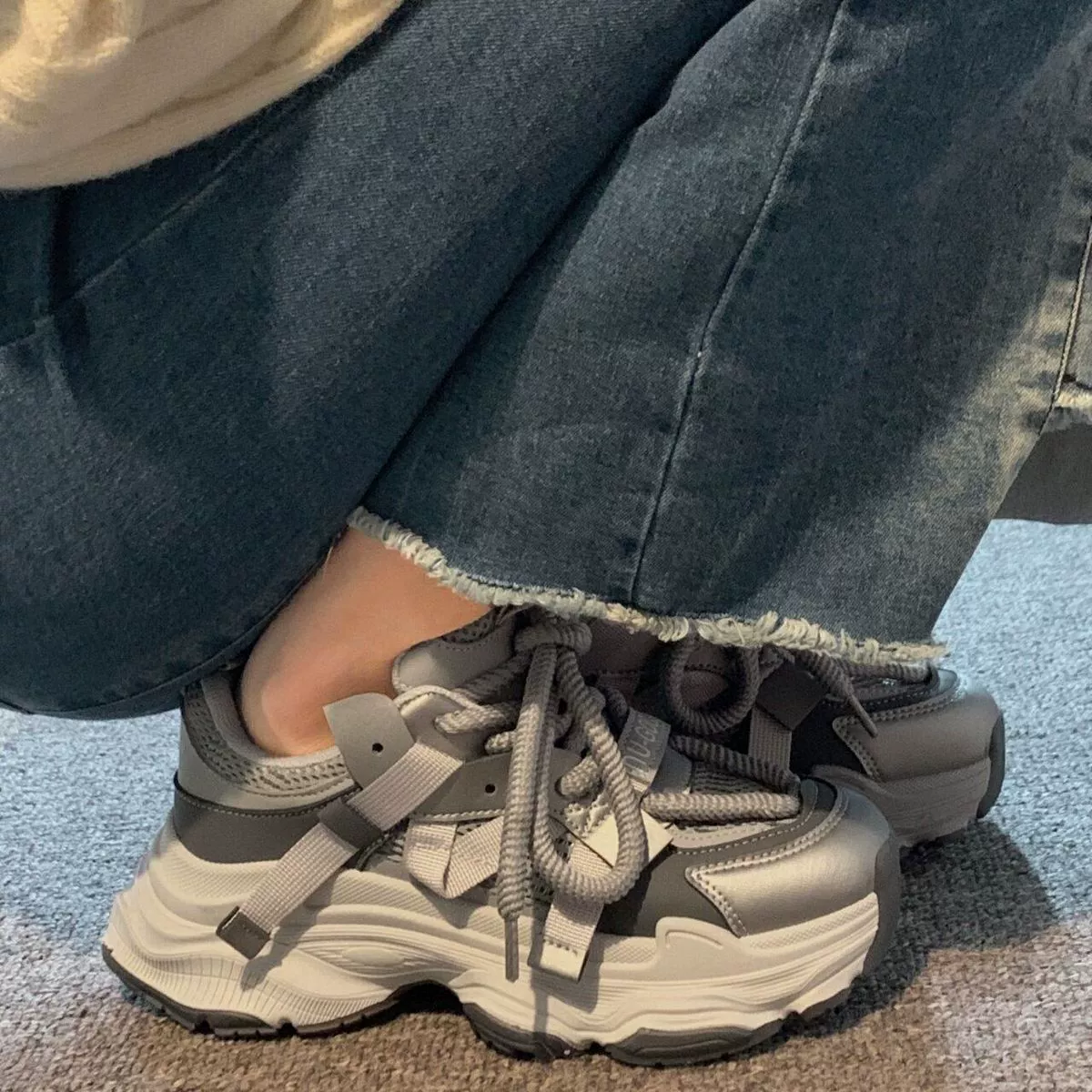 Новая обувь папы женская толстая подошва летом