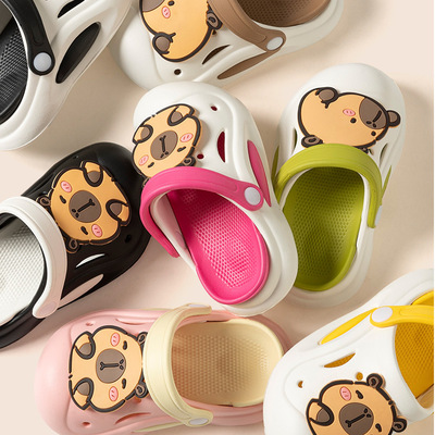 Летние детские нескользящие тапочки в стиле Crocs, коллекция 2025 года, мягкая подошва, закрытый носок, подходят для носки на улице