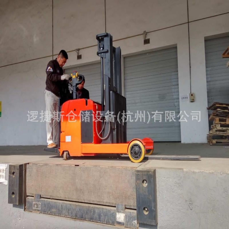 非标站驾前移式电动堆高车堆垛车叉车2吨铲车托盘搬运车工业搬运