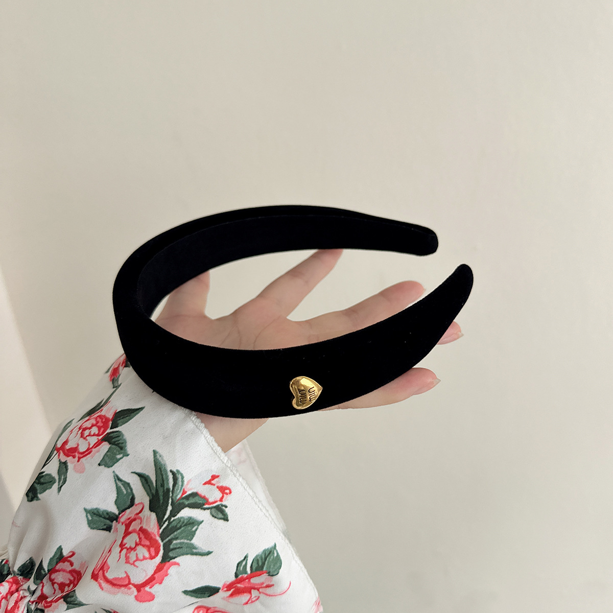 Chanel estilo retro simple flor negro diadema de viaje accesorios para el cabello de la diadema de moda elegante para mujer del todo fósforo de las mujeres