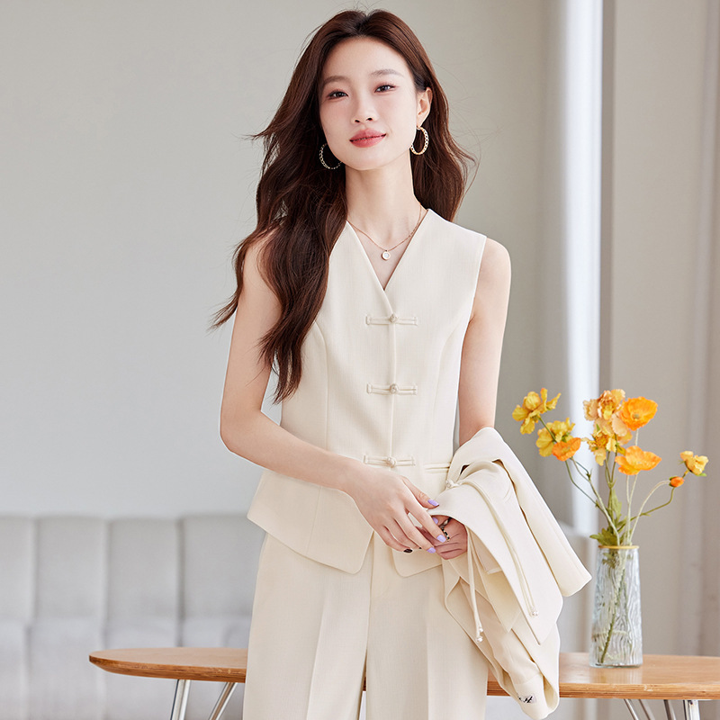 Suit Vest Set, Three-Piece Set, Versatile for Commuting, Stylish Slim-Fit Professional Attire, New Chinese Style, High Quality