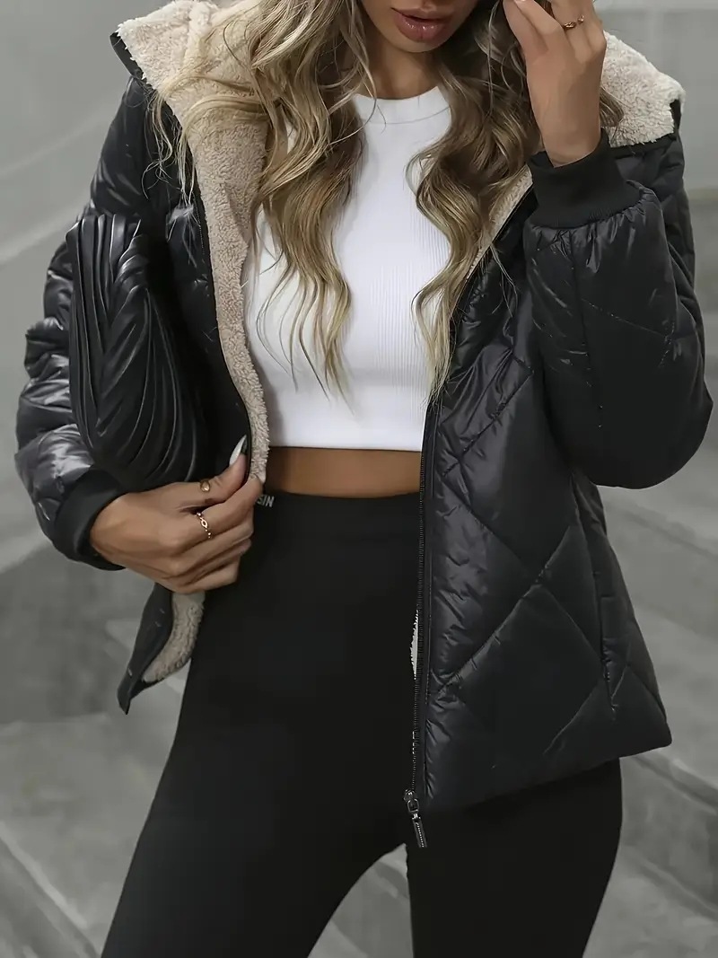 Winter short down jacket for leisure