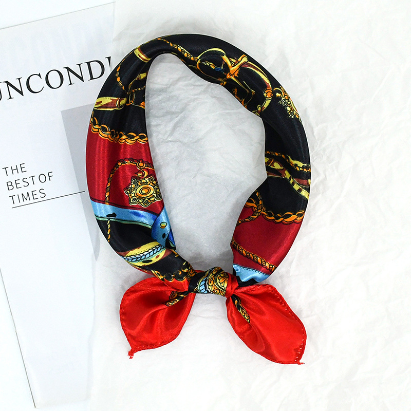 50 Satin Chain Pañuelo cuadrado estampado Color Sense de alta gama Moda de todo fósforo azafata profesional Servicio al cliente Bufanda de decoración Bufanda de seda