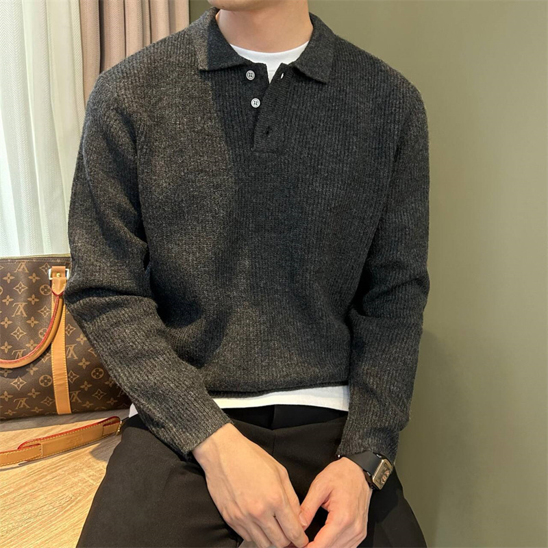 Casual ligero japonés estilo de lujo con solapa polo de hombre simple color sólido delgado molido universal color sólido suéter de punto
