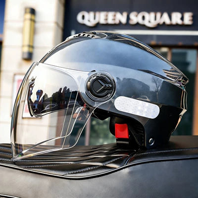 Helmet, New National Standard, Durable — Motosiklet kaskı (dəbilqə)