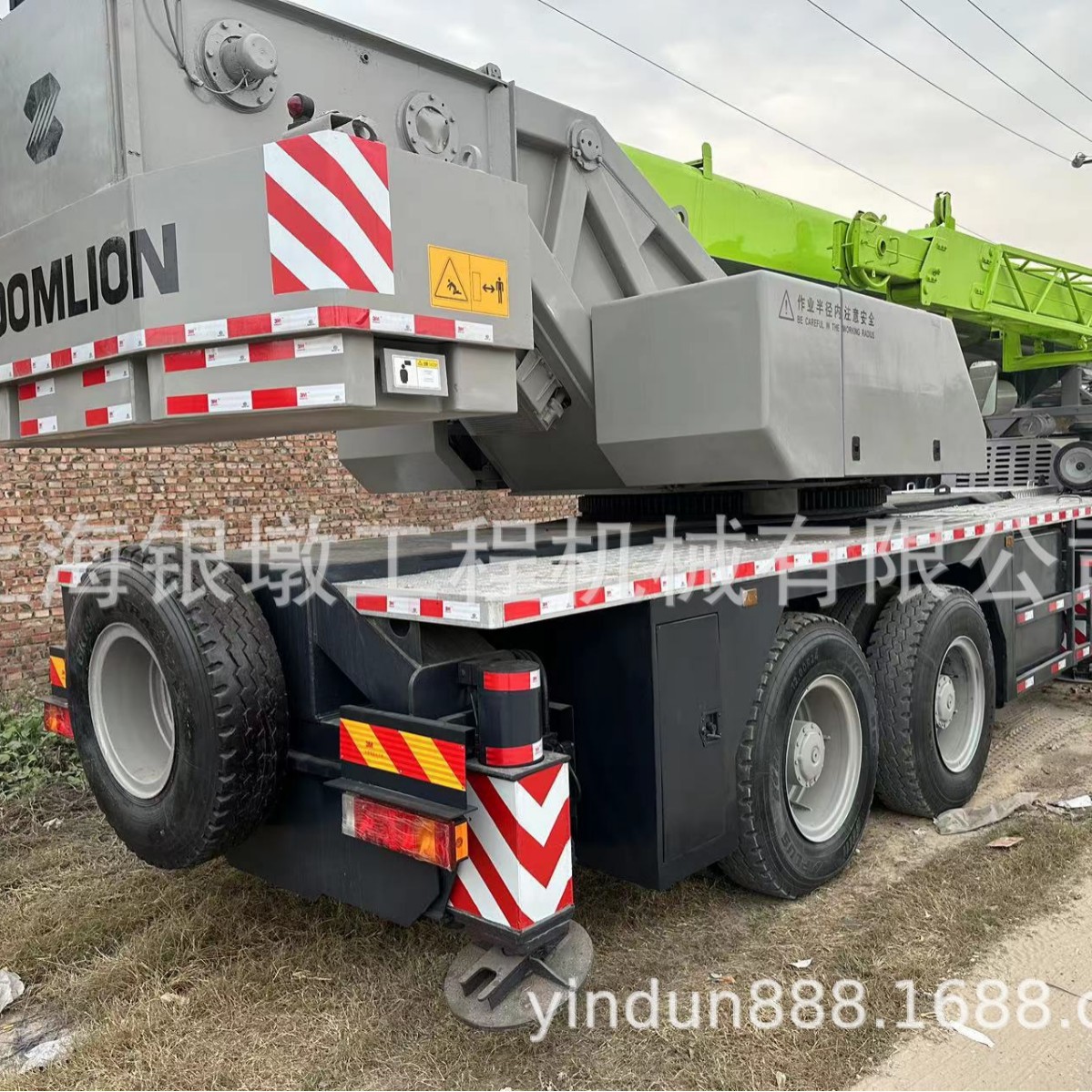 外贸直销物美价廉汽车吊ZOOMLION吊车中联重科QY70V起重机