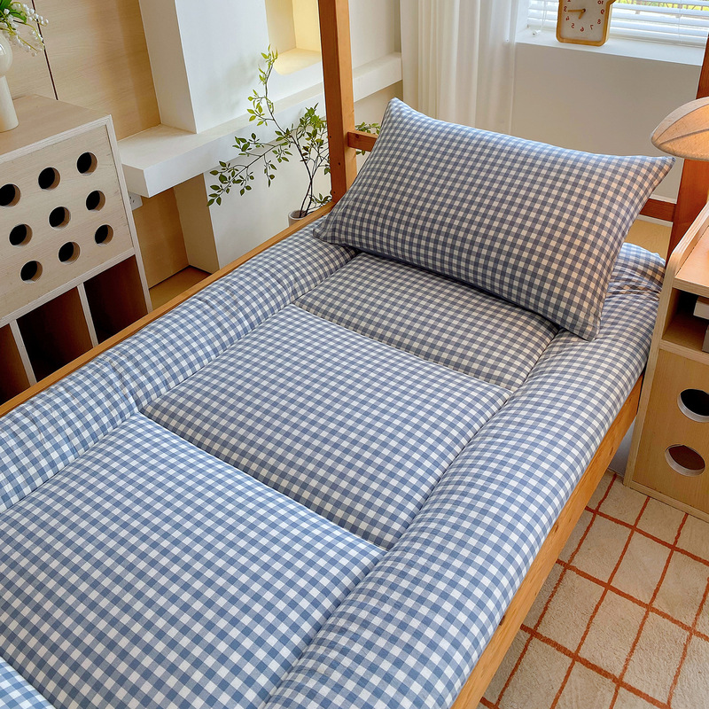 Antibacterial Unbranded Plaid Style Student Bunk Bed Dormitory Mattress College Single Non-Slip Skin-Friendly Mattress
