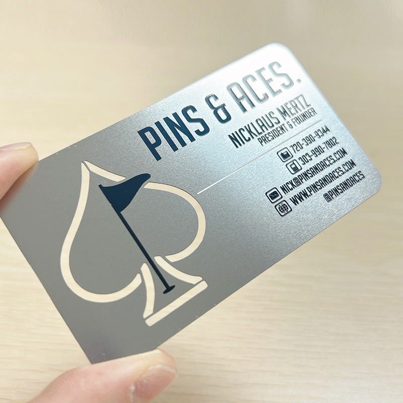 精美个人金属名片不锈钢电镀金银卡片镂空印刷工艺自定义印刷