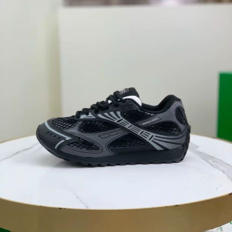 Та же женская обувь Wang Yibo и Zhou Yutong 2025 весна-лето новые dad shoes повседневные спортивные туфли outdoor Forrest Gump кроссовки тренд