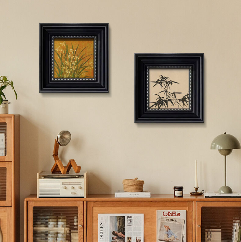 A square small frame hanging painting, featuring a traditional Chinese style ink bamboo artwork, suitable for decorating a modern Chinese style study room, a traditional Chinese style living room, or an entryway.