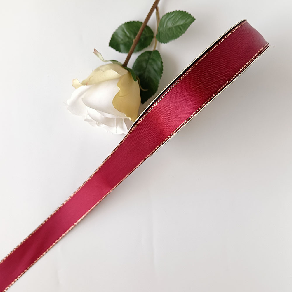 Cinta de poliéster de borde dorado de doble cara Cinta de flores Caja de regalo Embalaje Cinta Arco Soporte de barra Cinta hecha a mano al por mayor