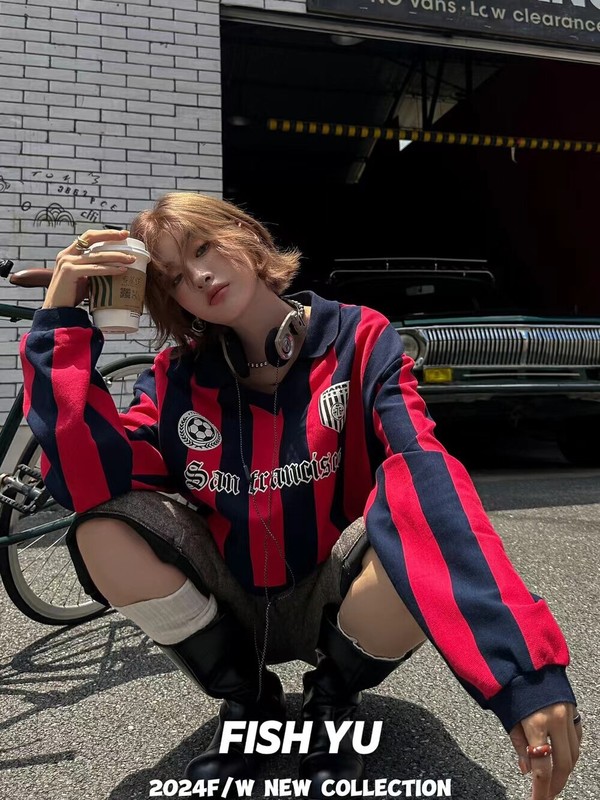 2025春秋のアメリカのレトロなコート風の縦縞のギャルのアルファベットのプリントのPOLO襟の短い服の女性|undefined