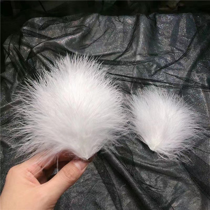 두꺼운 푹신한 머리핀의 쌍