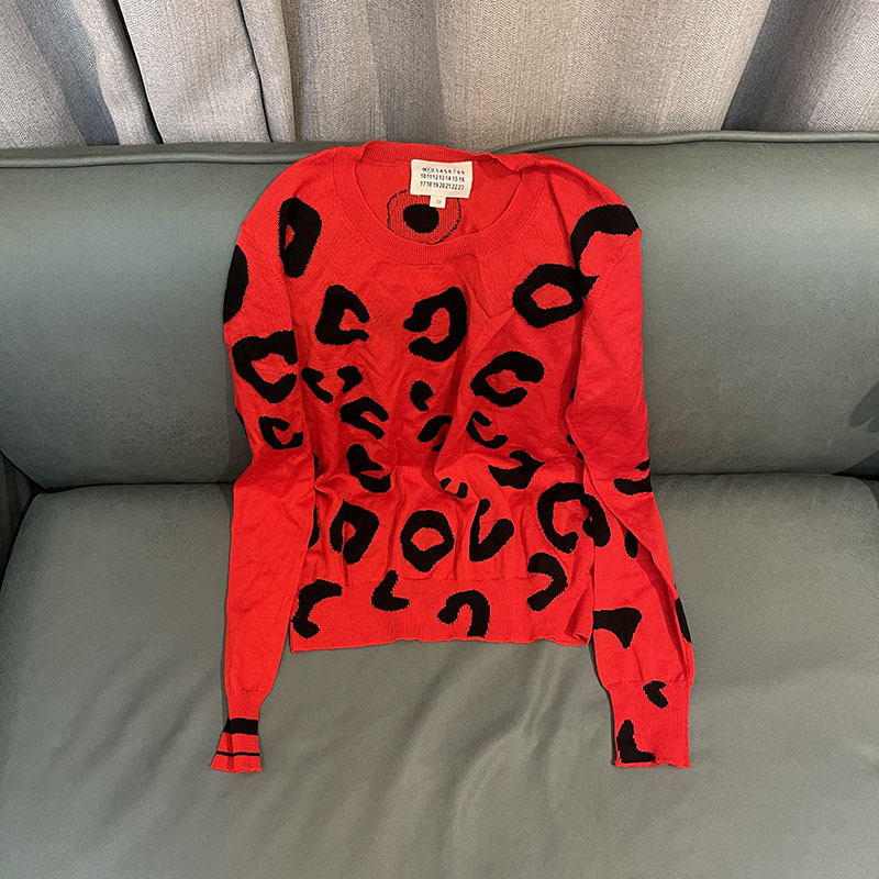 Spring Autumn and Winter New Original Belgian Talent MMM Martin Majella Bear Paw Printed Wool Sweater Wool Sweater