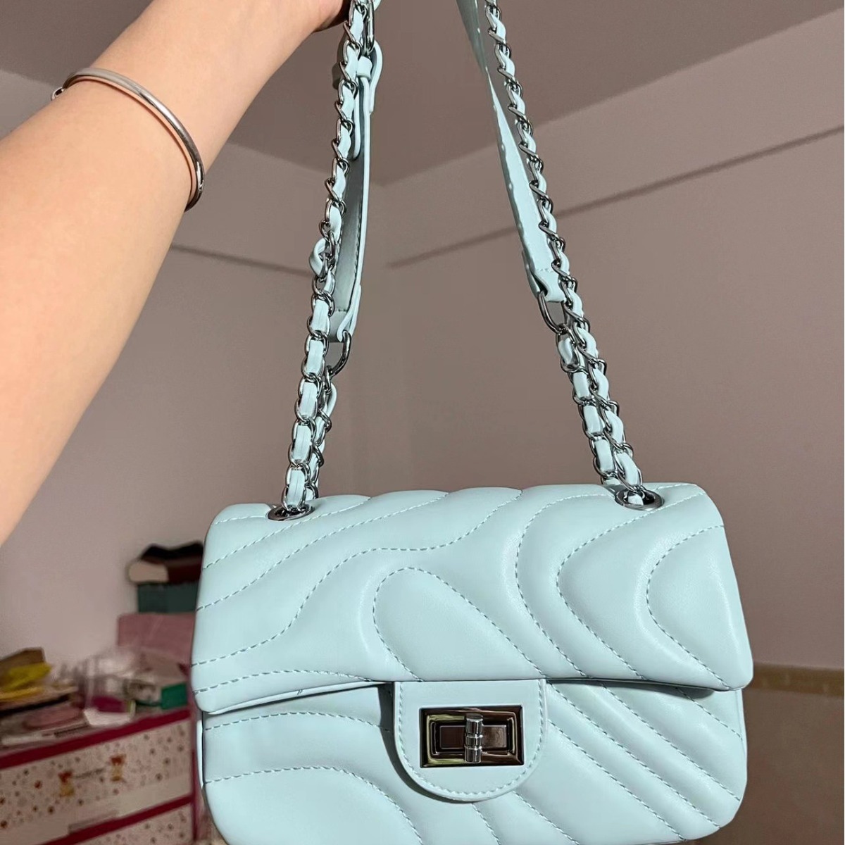 Nicho ins alta bolsa de sentido Chanel estilo bordado hilo bloqueo cadena bolsa de moda todo-fósforo hombro bolsa de mensajero para las mujeres