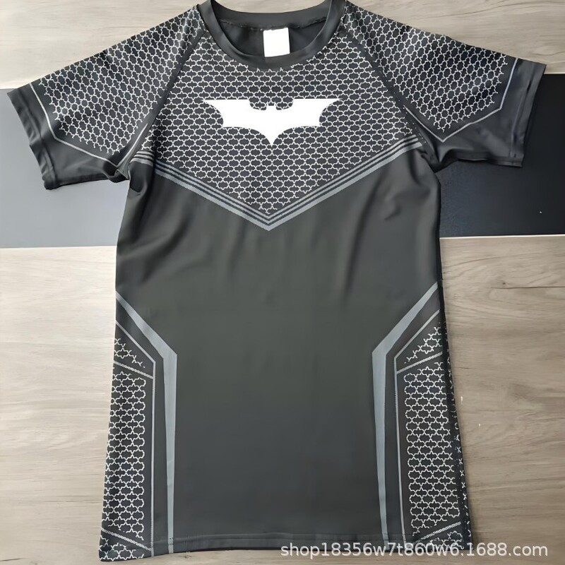 26 European and American style Batman-inspired men's tight-fitting athletic and fitness quick-drying short-sleeve T-shirt, elastic and slim-fit top 26 European and American style Batman-inspired men's tight-fitting athletic and fitness quick-drying short-sleeve T-shirt, elastic and slim-fit top