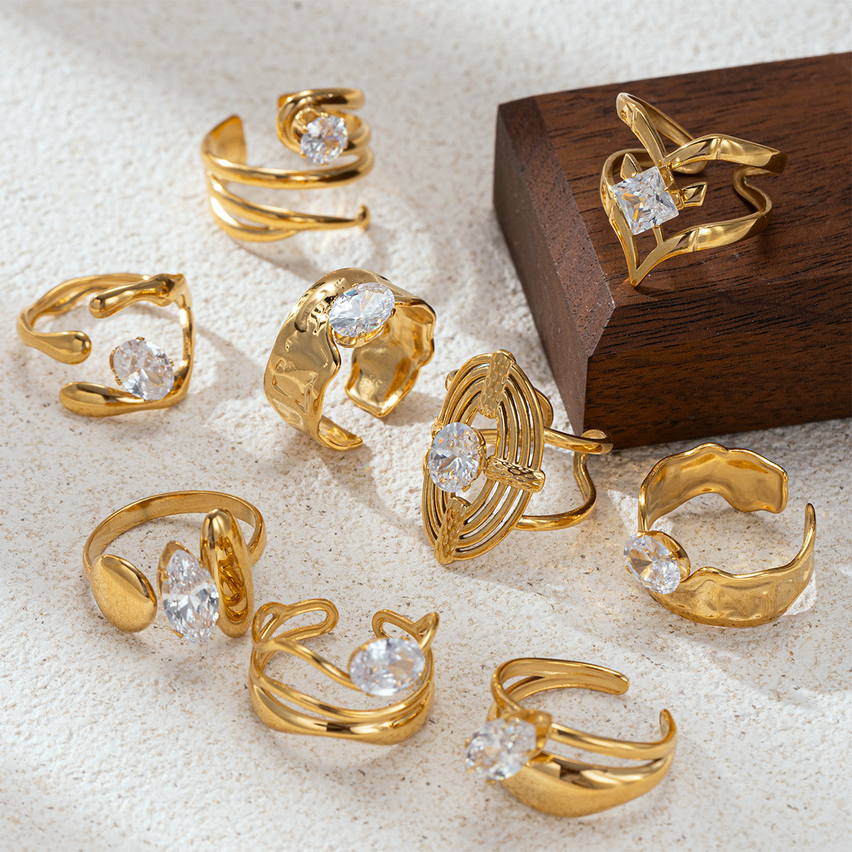 Anillo de acero inoxidable TENA nicho de alta calidad Zircon anillo de abertura de oro irregular acero de titanio no se desvanece