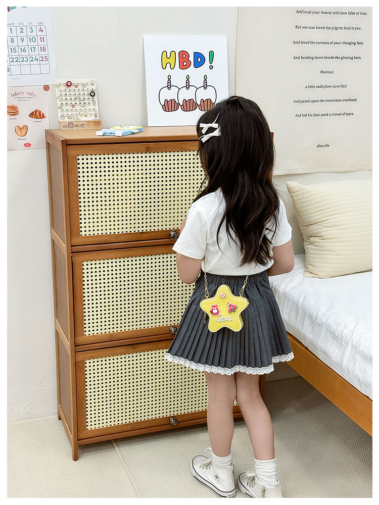 120g Weight Zipper Closure Type Single Shoulder Strap Strap Type Crossbody Bag Bags Type Casual, Holiday Occasion PVC Material Mermaid, Bow Knot Pattern All Seasons Season Kid'S Gender Cute Style Pentagram Shape Kid'S PVC Mermaid Bow Knot Cute Pentagram Zipper Crossbody Bag 24