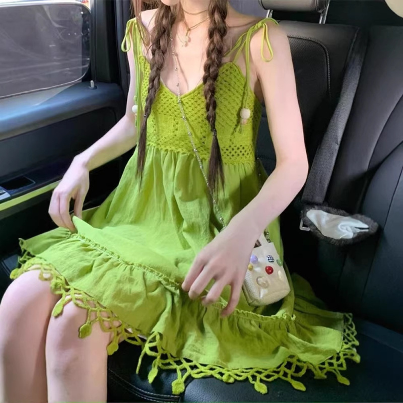 Korean-Style Avocado Green Tassel Sleeveless Camisole Dress for Women, Spring and Summer Bohemian Style Short Skirt Korean-Style Avocado Green Tassel Sleeveless Camisole Dress for Women, Spring and Summer Bohemian Style Short Skirt