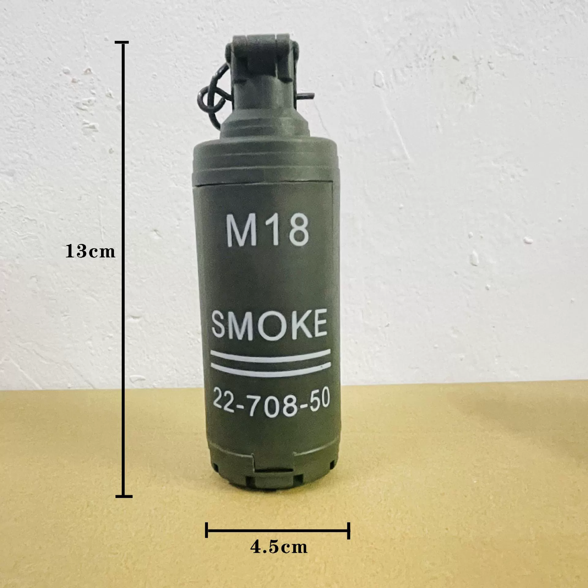 M18 дымовые гранаты M26 выброс водяной бомбы нейлоновые гранаты желтая утка наземные мины Мир Золотой Еда цыплёнок Минг игрушки D