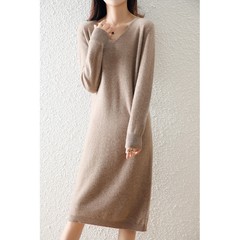 100純ウールの女性のワンピースvネックは痩せています。