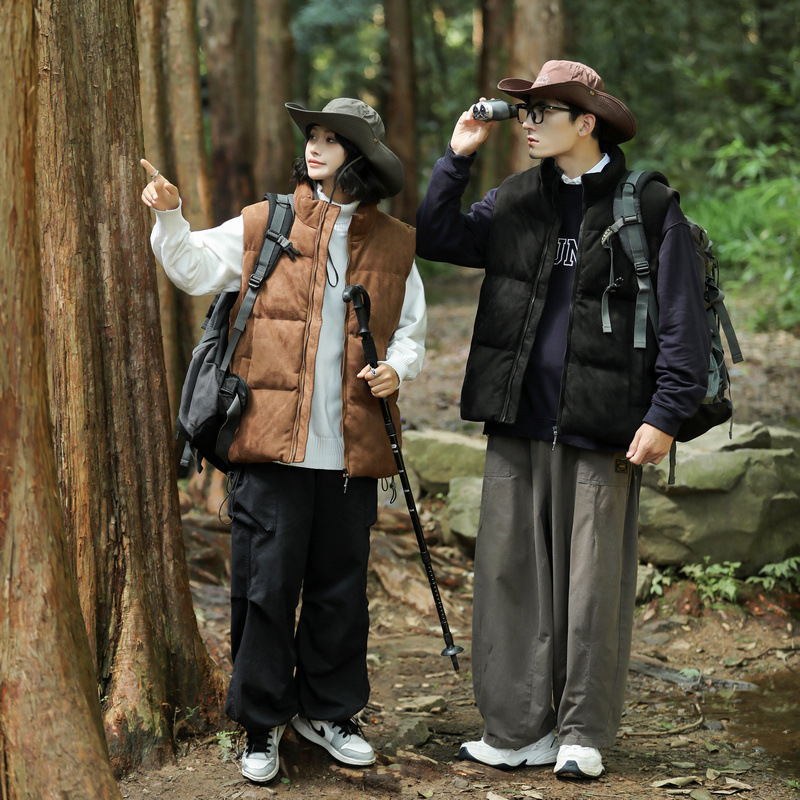 Chaleco de pareja de gamuza para hombres 2023 primavera y otoño a prueba de frío cálido algodón y engrosamiento chaleco sin mangas estilo de celebridad de Internet