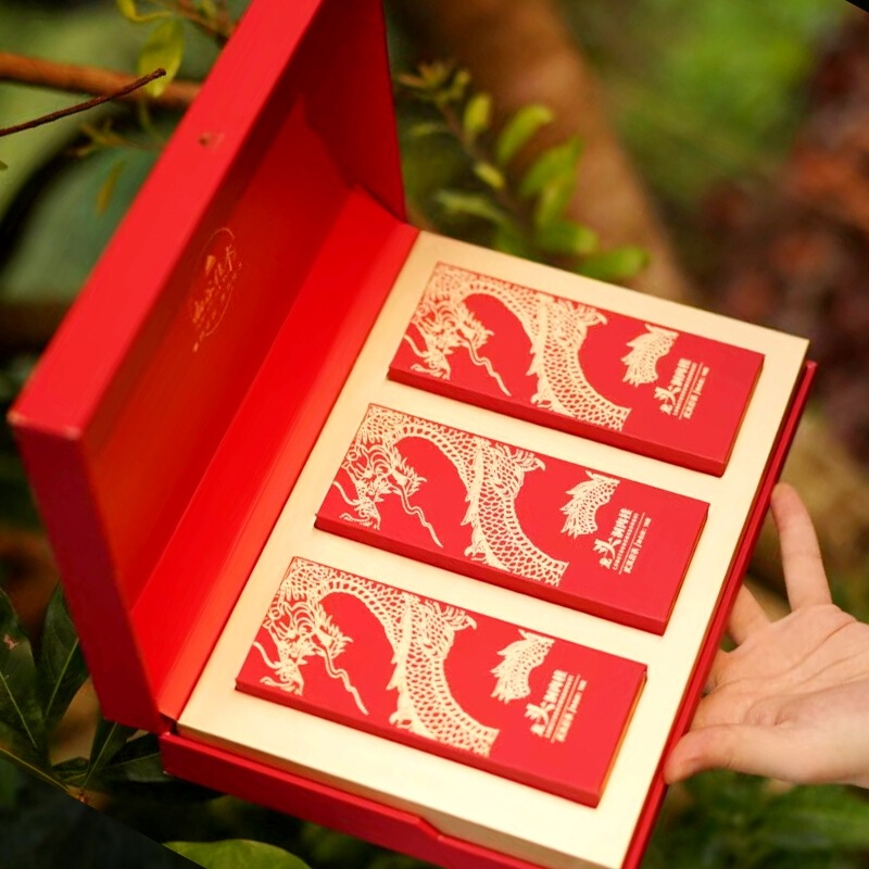 White Skin Dragon Meat Dragon Head Cinnamon Tea Wuyi Mountain Da Hong Pao Authentic Wuyi Cinnamon Tea Oolong Rock Tea Gift Box Set White Skin Dragon Meat Dragon Head Cinnamon Tea Wuyi Mountain Da Hong Pao Authentic Wuyi Cinnamon Tea Oolong Rock Tea Gift Box Set