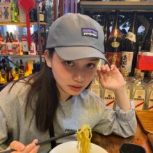 �컨��Pata������ɫ����С�ˑ������ٸ�͸������ñ��Ů�����ñ