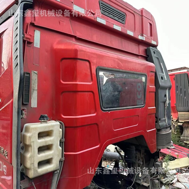 Used Sany C8 mixer truck cab appearance accessories cab assembly Used Sany C8 mixer truck cab appearance accessories cab assembly