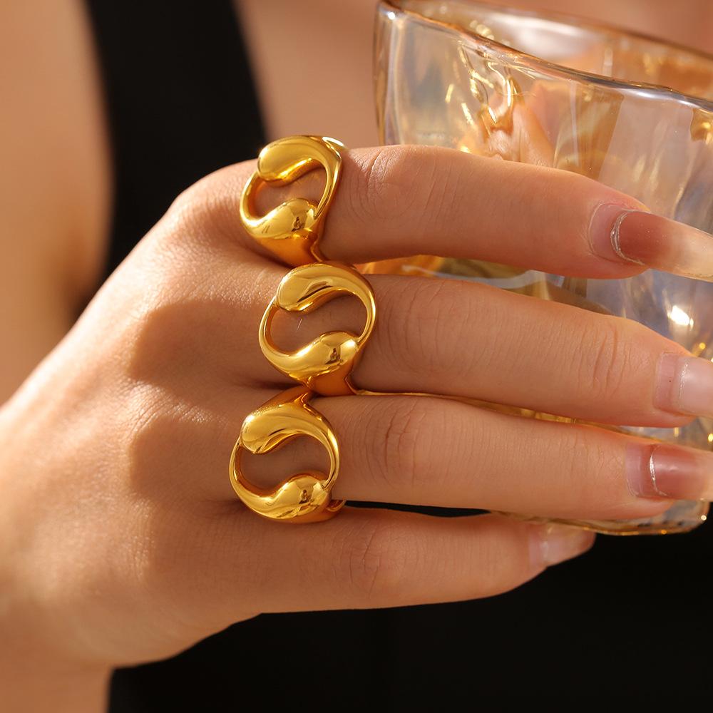 Anello da donna versatile personalizzato con doppia goccia circolare cava in acciaio al titanio, resistente allo sbiadimento_voghion.com