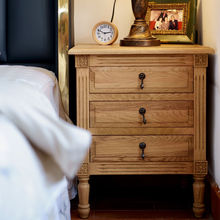 4I出口美式轻奢床头柜橡木实木床边柜法式乡村复古做旧床头储物边