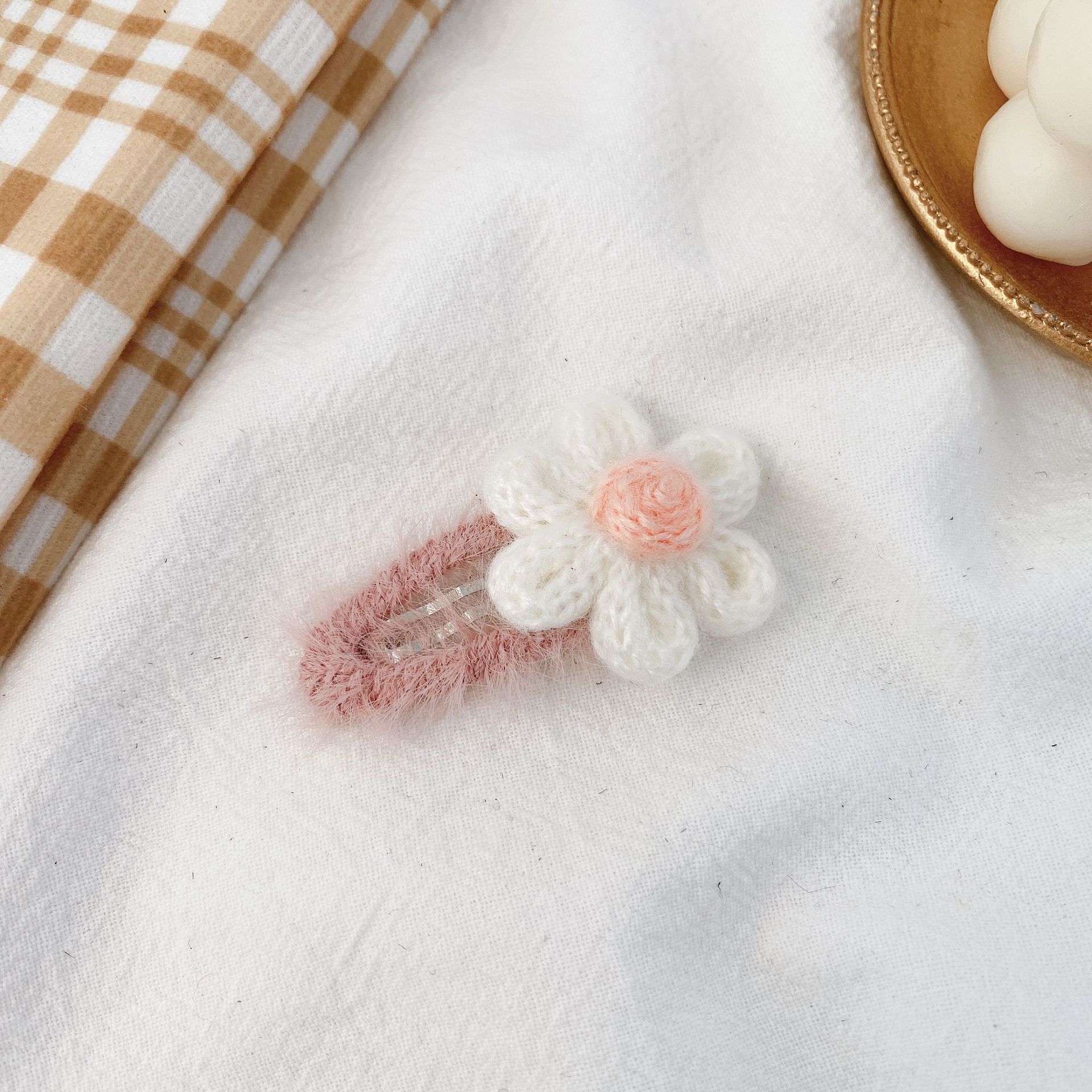 Horquilla peluda de las mujeres sombreros de estilo coreano lindo tejido de horquilla de pato amarillo flequillos clip pequeño lado otoño e invierno accesorios para el cabello mujeres