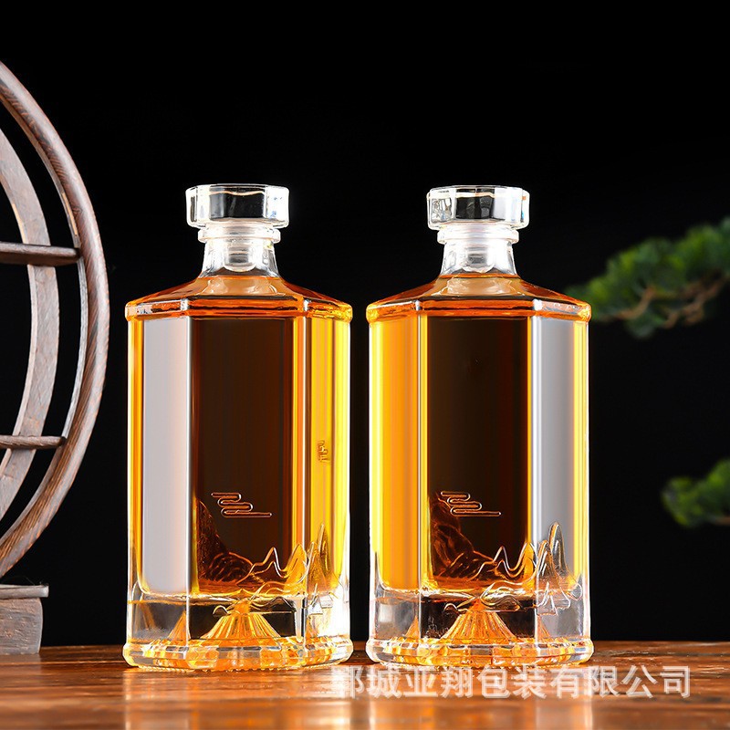 批发500ml高档酒瓶玻璃白酒瓶洋酒瓶1斤装酒瓶密封空瓶水晶瓶