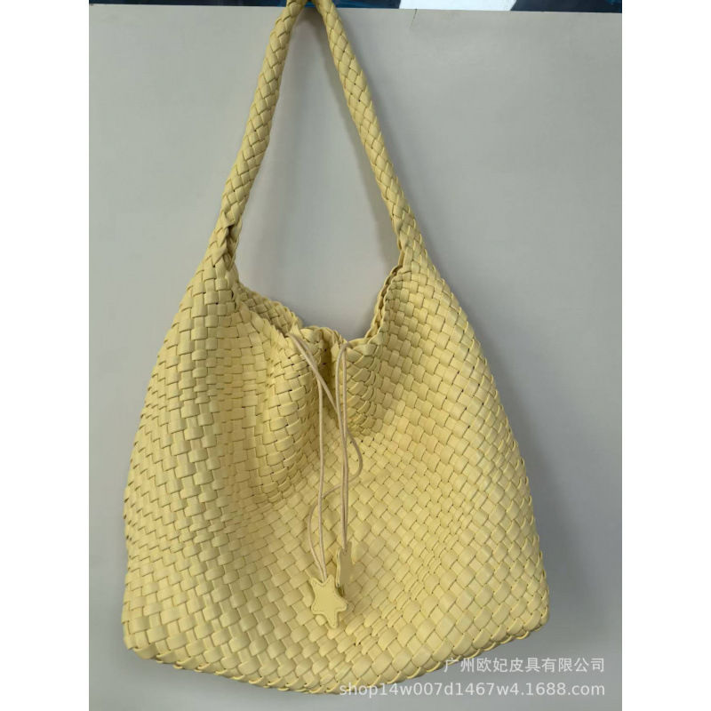 跨境新款高档百搭香槟金编织托特包女大容量通勤水桶包手提单肩包|undefined