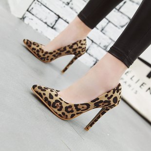 33-46�W���Ըд�С�a�����߸�Ь�\�ڼ��^���y����Ůʿ��ЬG917