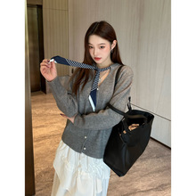 高端设计感别致灰色毛衣外套女2025早秋韩系气质飘带领针织衫上衣